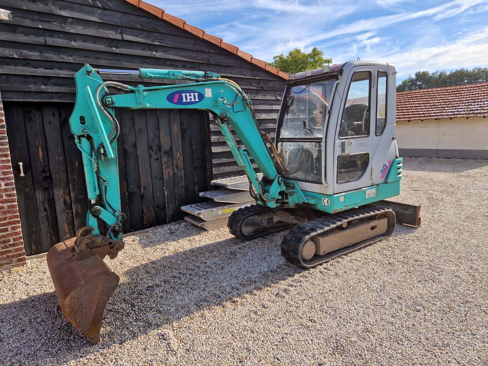 Image of a large SUV with a trailer attached